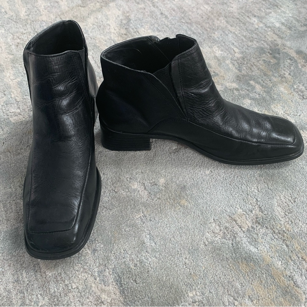 Bruno Valenti Calf Skin Black Leather Square Toe Boot: 11m: Pre-loved❤️